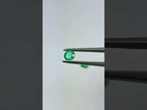 1.60ct Esmeraldas 7x4mm / 5mm / 5mm
