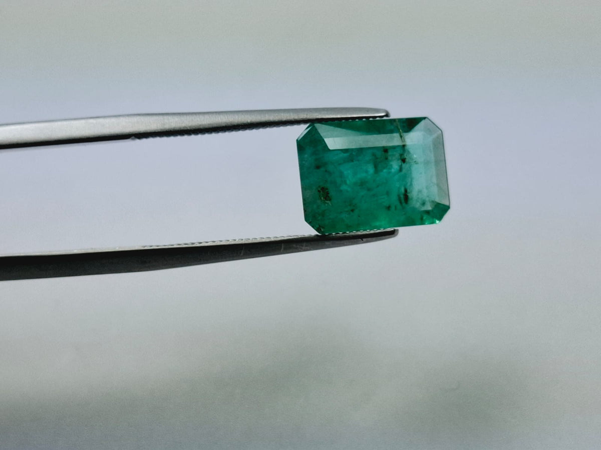 Esmeralda de 2,79ct 11x8mm