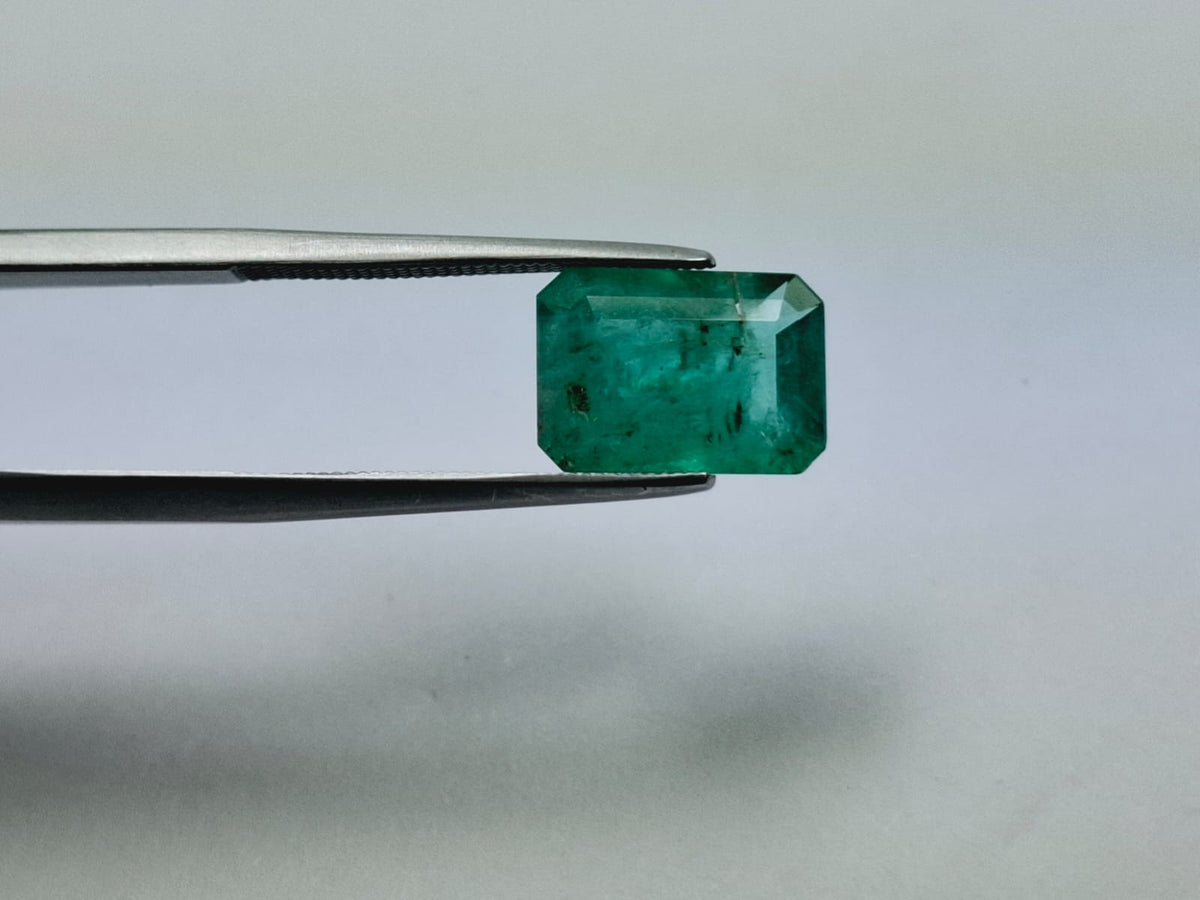 Esmeralda de 2,79ct 11x8mm