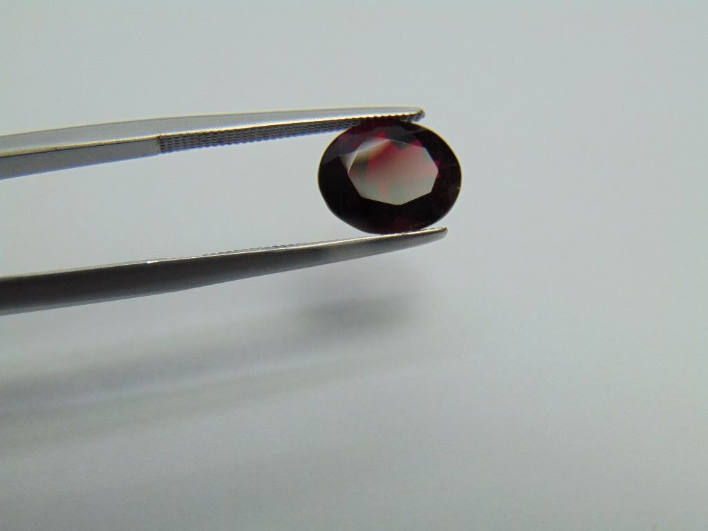 Granada 2,60ct 10x8mm