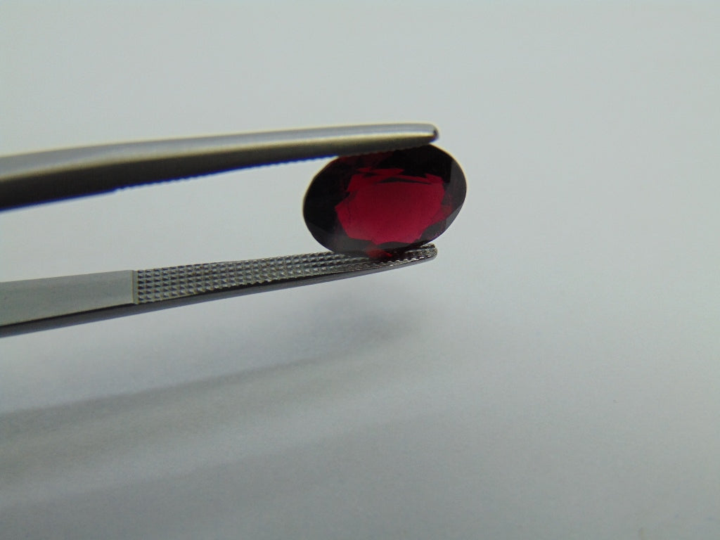 Granada 2,60ct 10x8mm