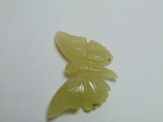 32.60ct Quartz Piece 38x21mm