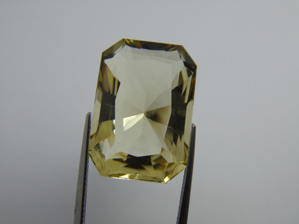 Quartzo de 35,40 cts (ouro verde)