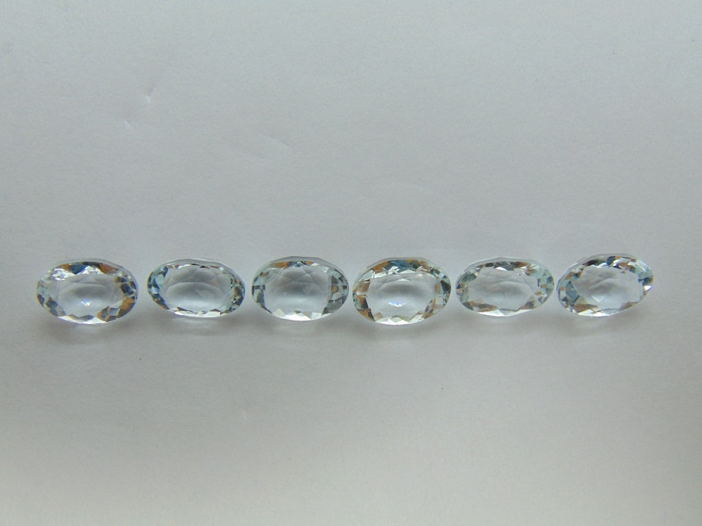 Água-marinha 10,65 quilates 9x7mm