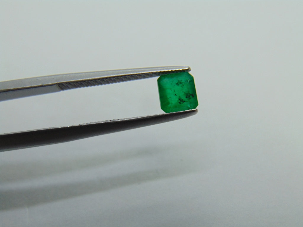 Esmeralda 0.72ct 5mm