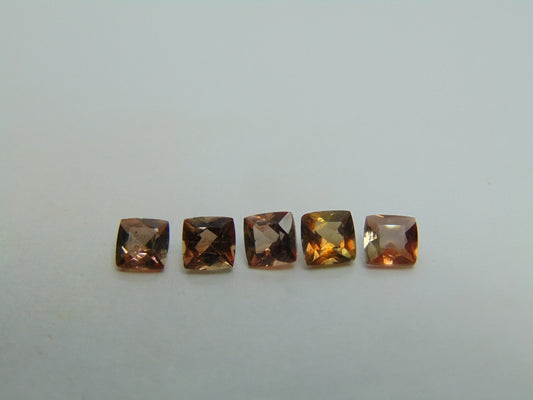 3,40ct Andaluzita Calibrada 5mm