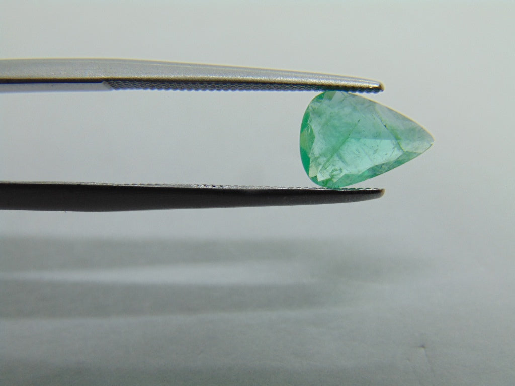 0,95ct Esmeralda 9x6mm