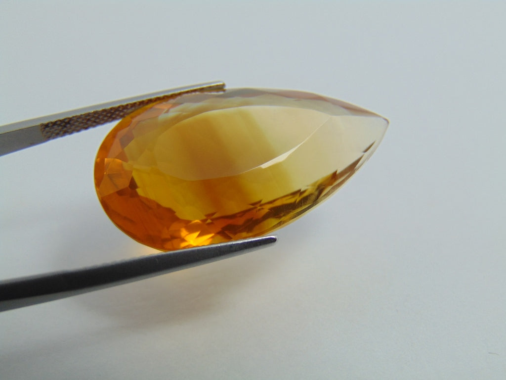 36.90ct Citrine Bicolor 30x8mm