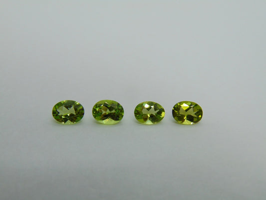 5.10ct Peridot Calibrado 6x8mm