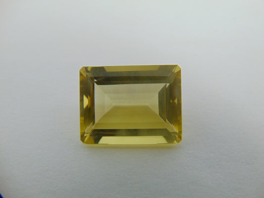 Quartzo de 25,60 cts (ouro verde)