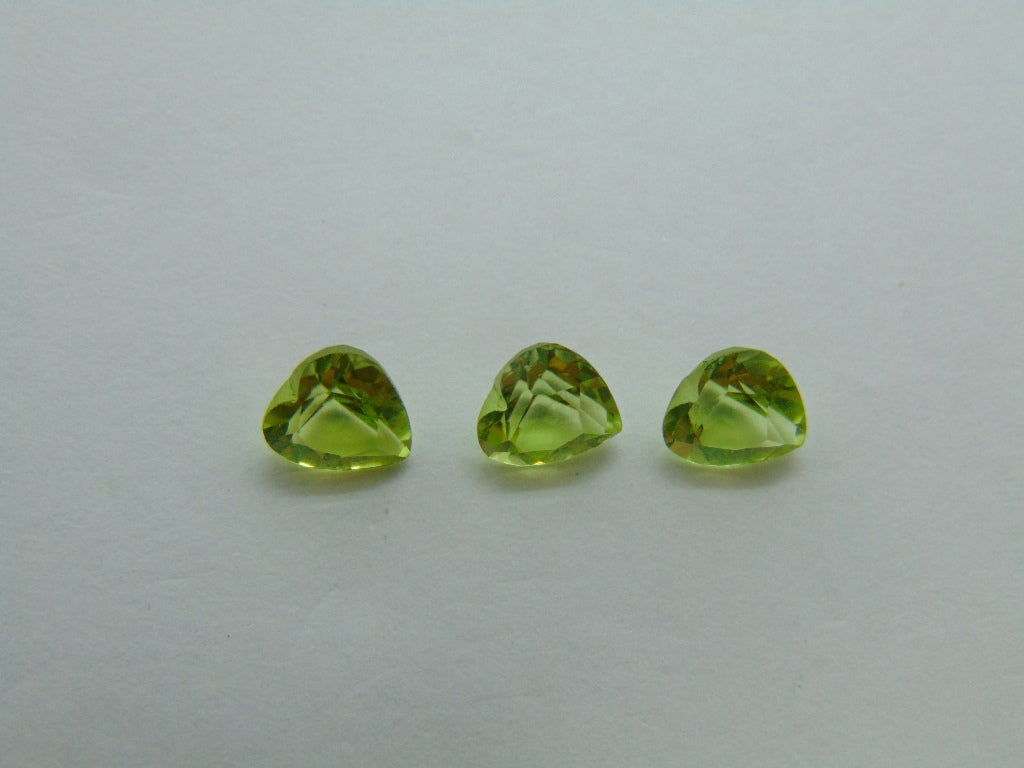 Peridoto calibrado de 2,35 ct 6 mm