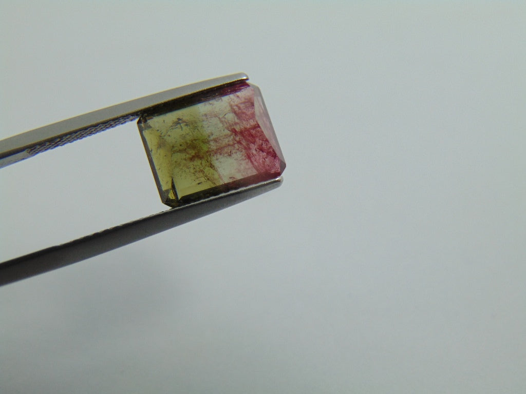 4.70ct Tourmaline bicolor 11x9mm
