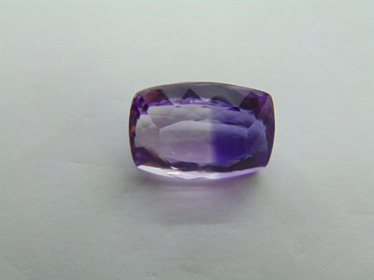 16.65cts Amethyst (Bicolor)