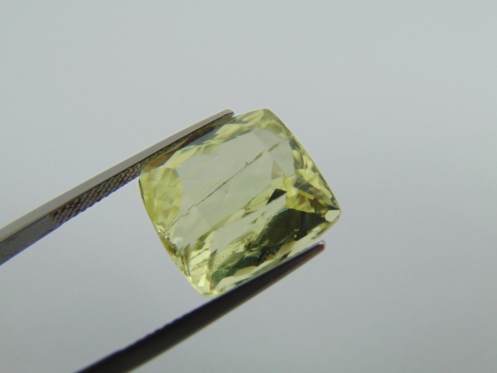 20.40ct Hiddenite With Needle 15mm