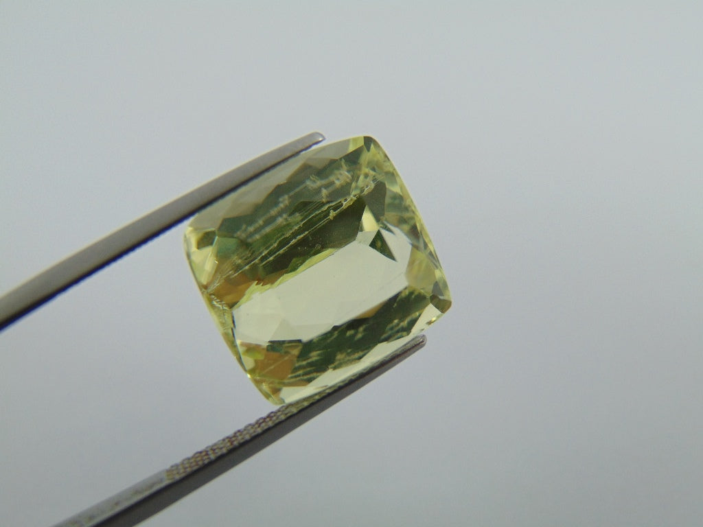20.40ct Hiddenite With Needle 15mm