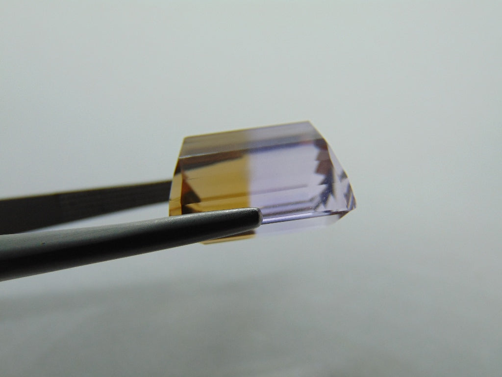 11,95ct Ametrino 14x12mm