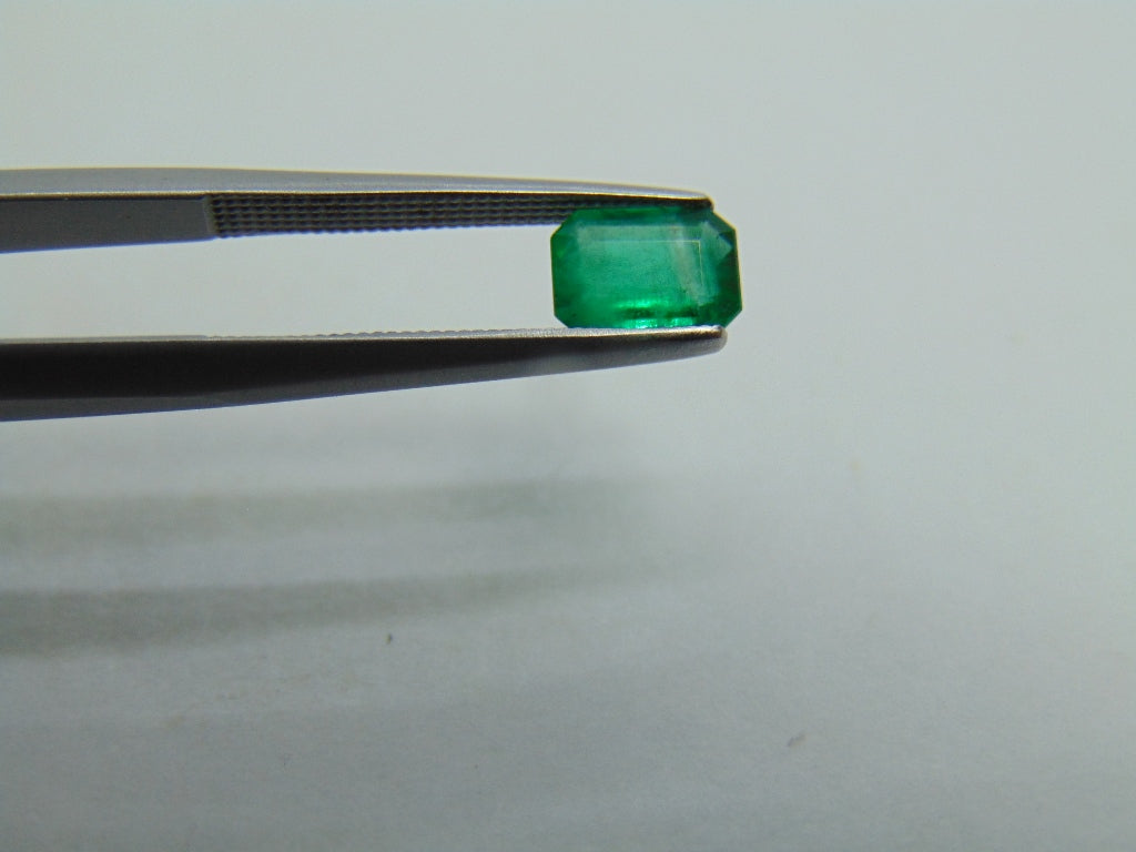 0.81ct Emerald 7x5mm