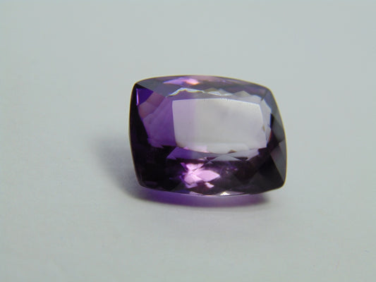 21.75ct Amethyst Bicolor 19x15mm