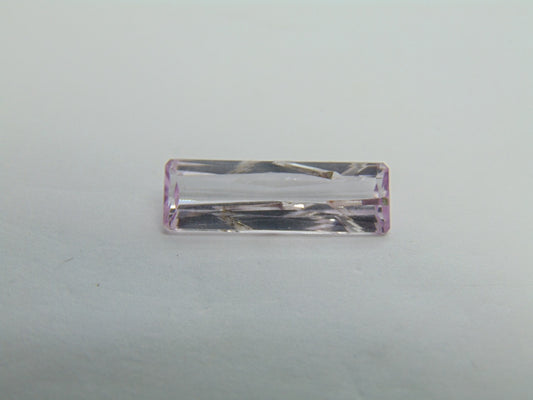 Kunzita 6,45ct com agulhas 21x7mm
