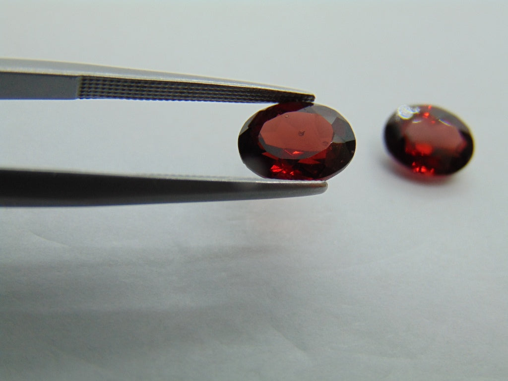 Par de Granada 4,75ct 9x7mm