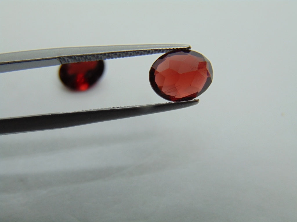 Par de granadas de 4,75 ct 9x7 mm