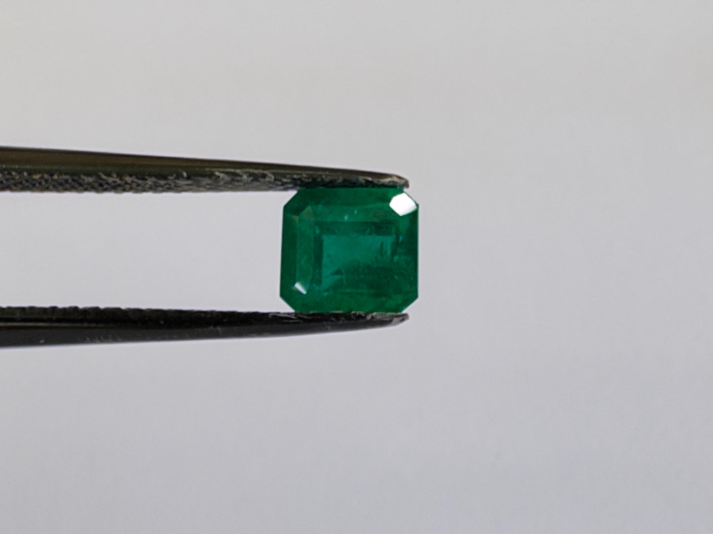 0.91ct Esmeralda 6x5.5mm - Preço Final