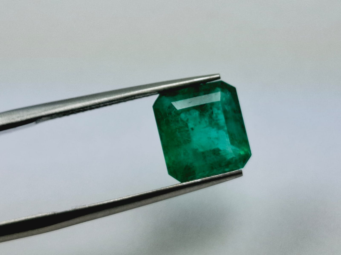 2.30ct Emerald 9x8mm