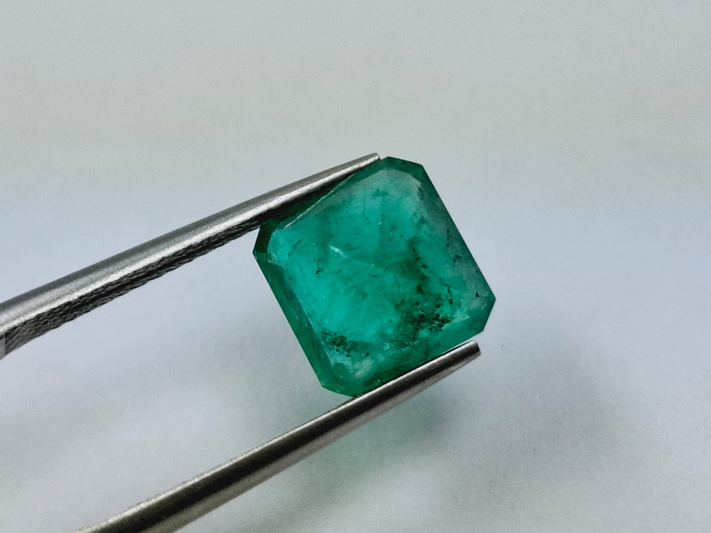 2.30ct Emerald 9x8mm