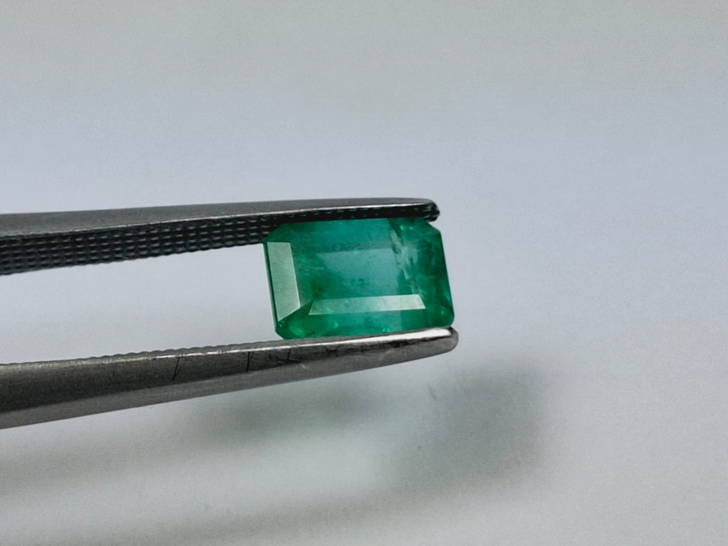 1.24ct Emerald 7x5.5mm