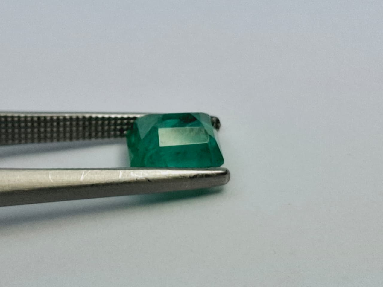 1.55ct Emerald 7mm