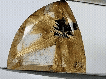 14.05ct Rutilo 23x21mm