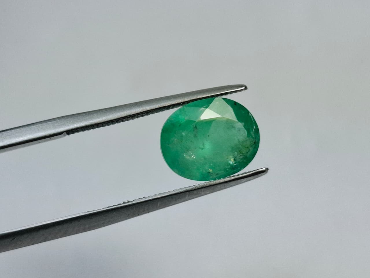 2.15ct Esmeralda 10x8mm