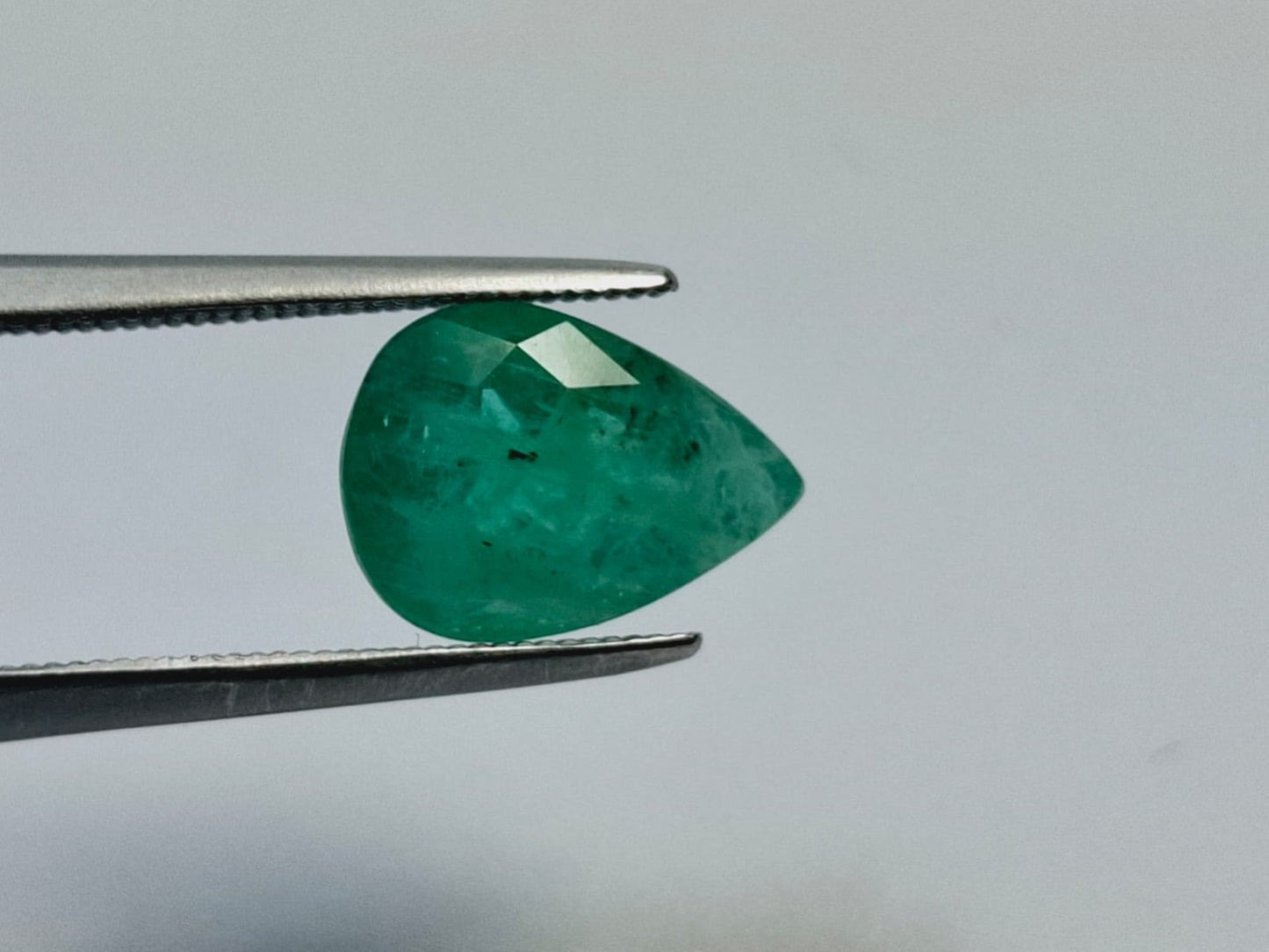 2.15ct Esmeralda 11x8mm