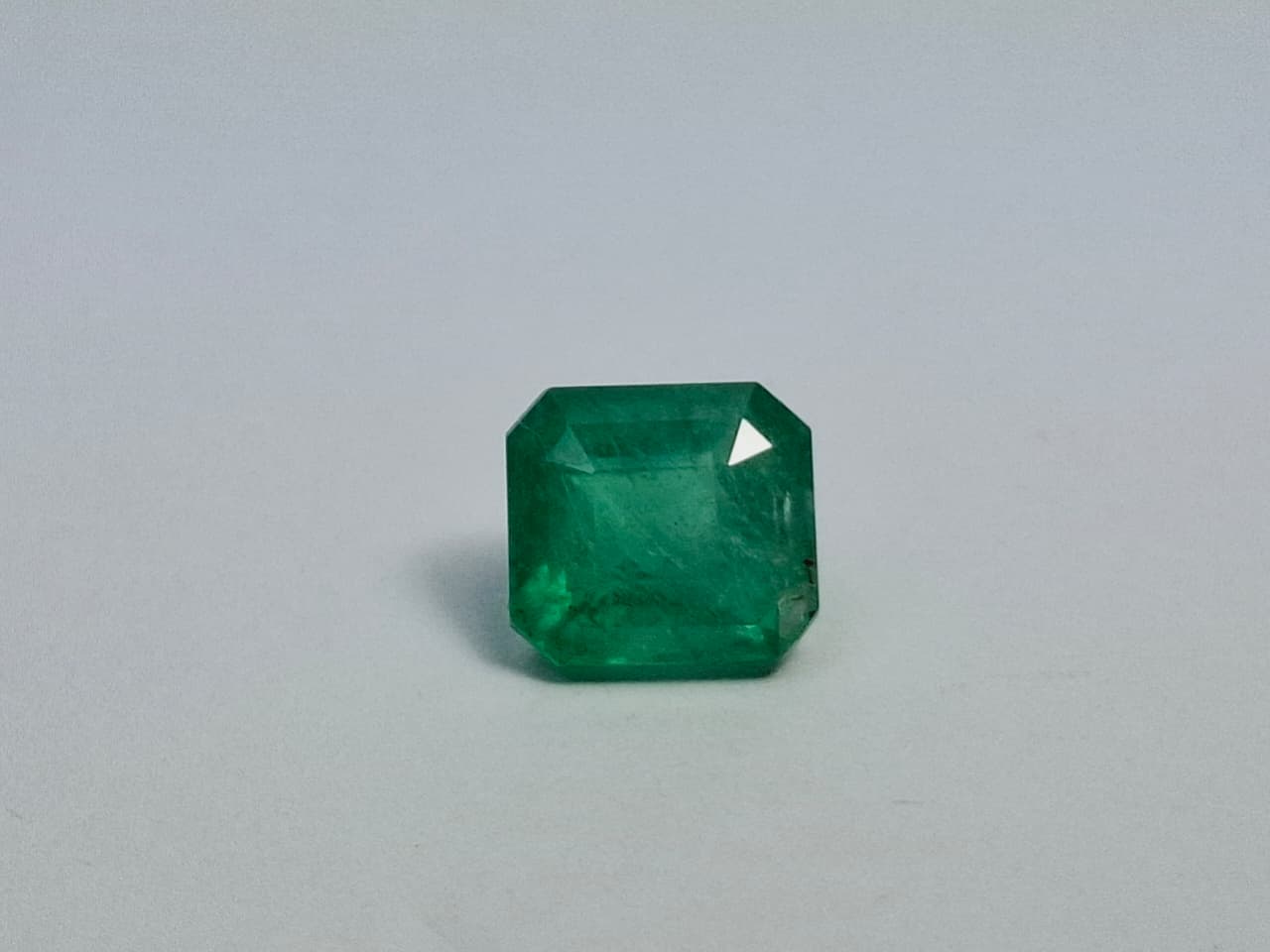 2.28ct Esmeralda 8x7mm
