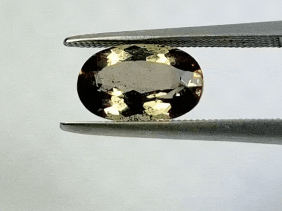 2.28ct Andalusita 11x7mm
