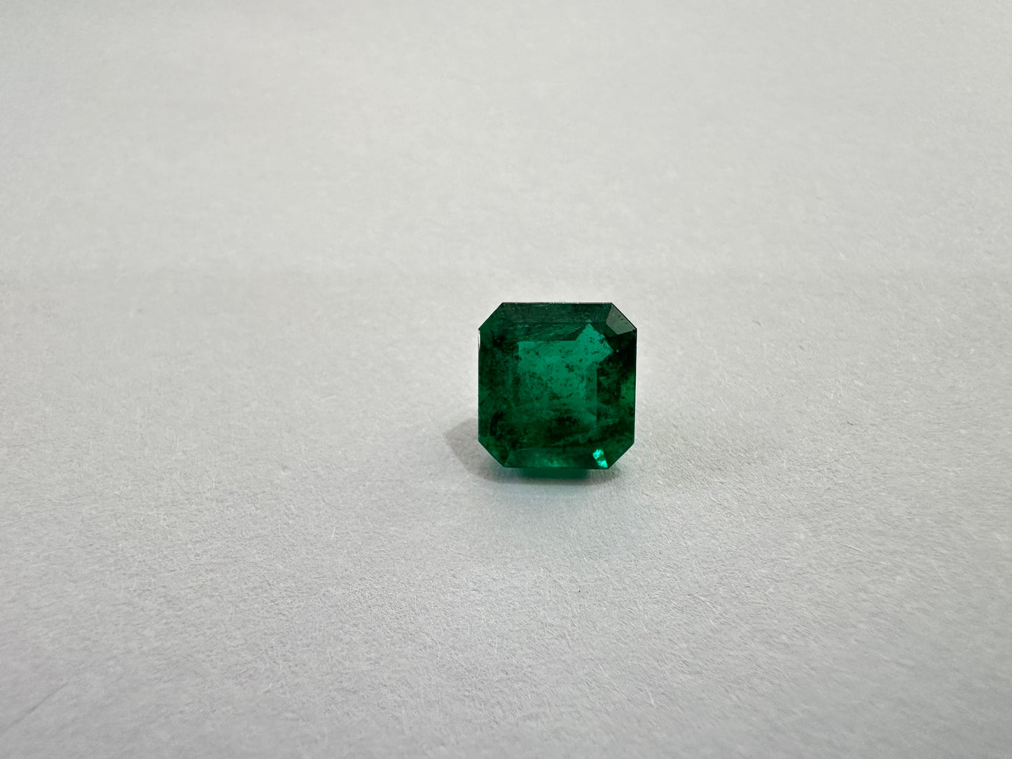 2.73ct Esmeralda 9x8.5mm - Preço Final