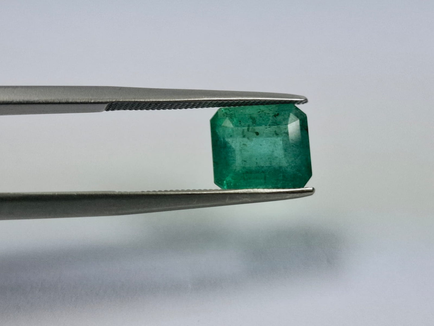 2.74ct Esmeralda 9x7mm