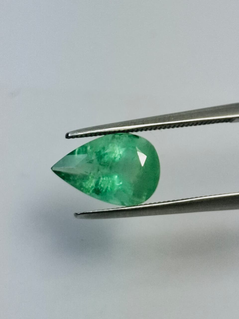 2.85ct Esmeralda 12x8mm