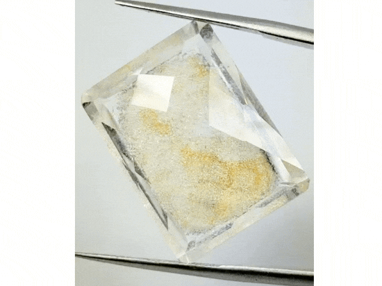 26.60ct Quartzo com Inclusão 23x17mm