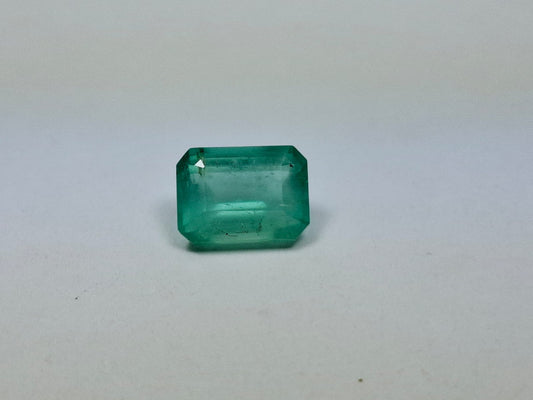 3.34ct Emerald 10.5x8mm