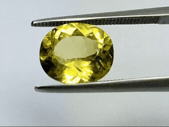 3.70ct Chrysolite 11x9mm