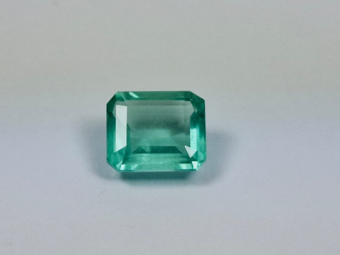 2.84ct Esmeralda 9x8mm