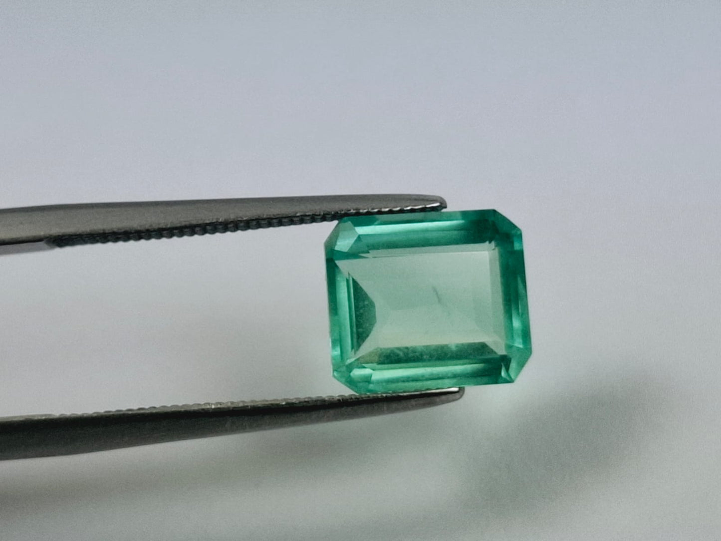 2.84ct Esmeralda 9x8mm