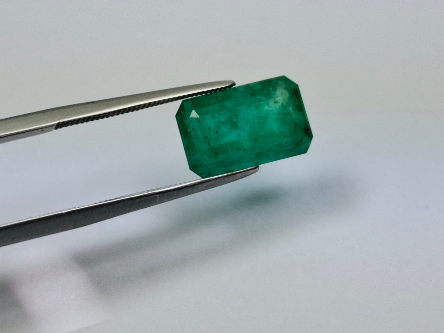 4.30ct Esmeralda 12x8mm