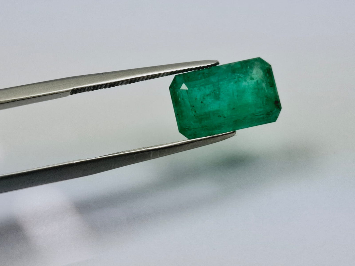 4.30ct Esmeralda 12x8mm