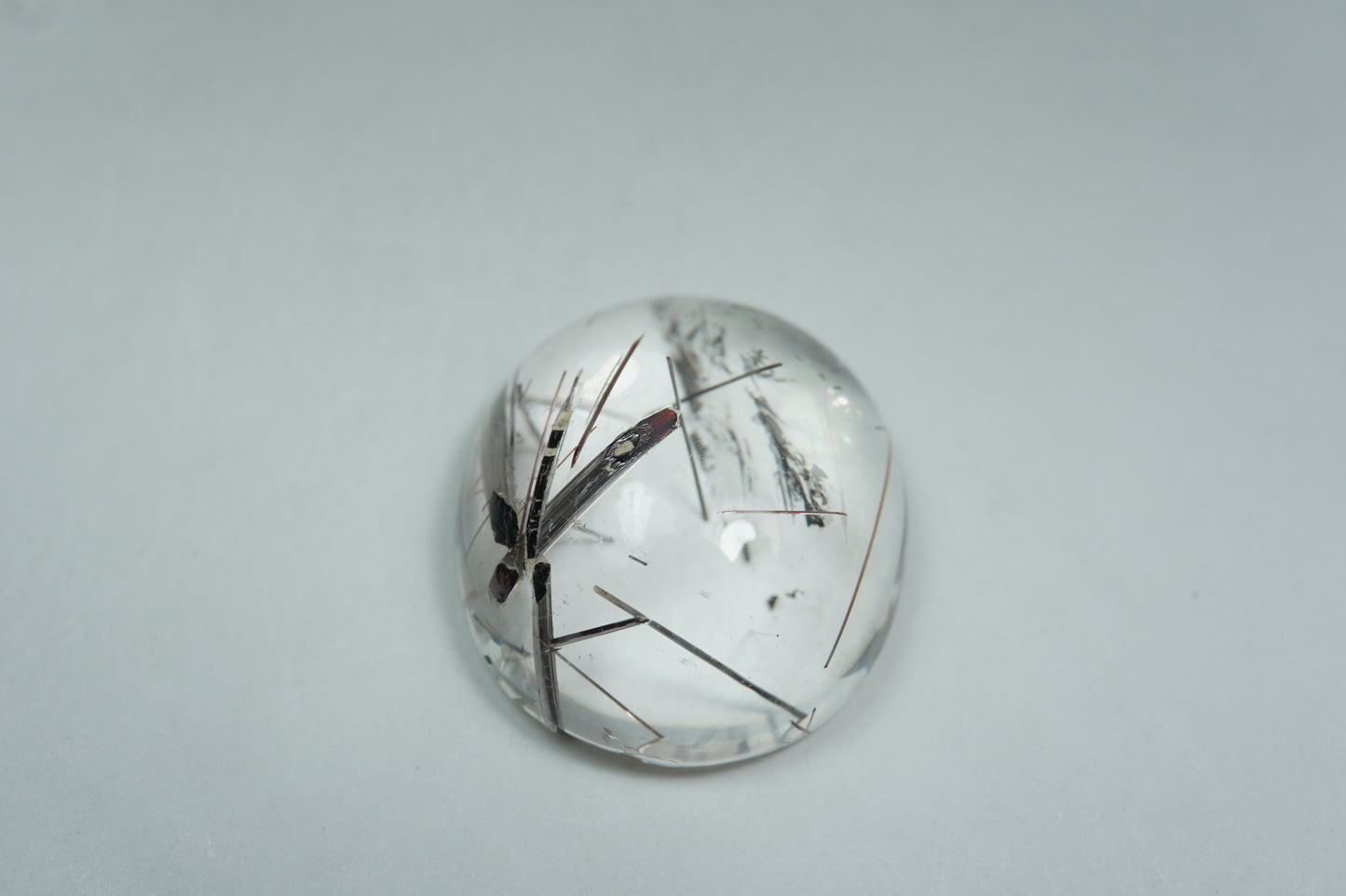 29.05ct Quartzo com inclusão cabochão 22x19mm