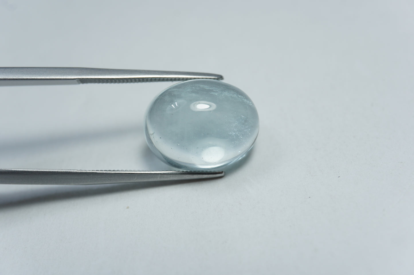 11ct Aquamarine cabochon 15x12mm
