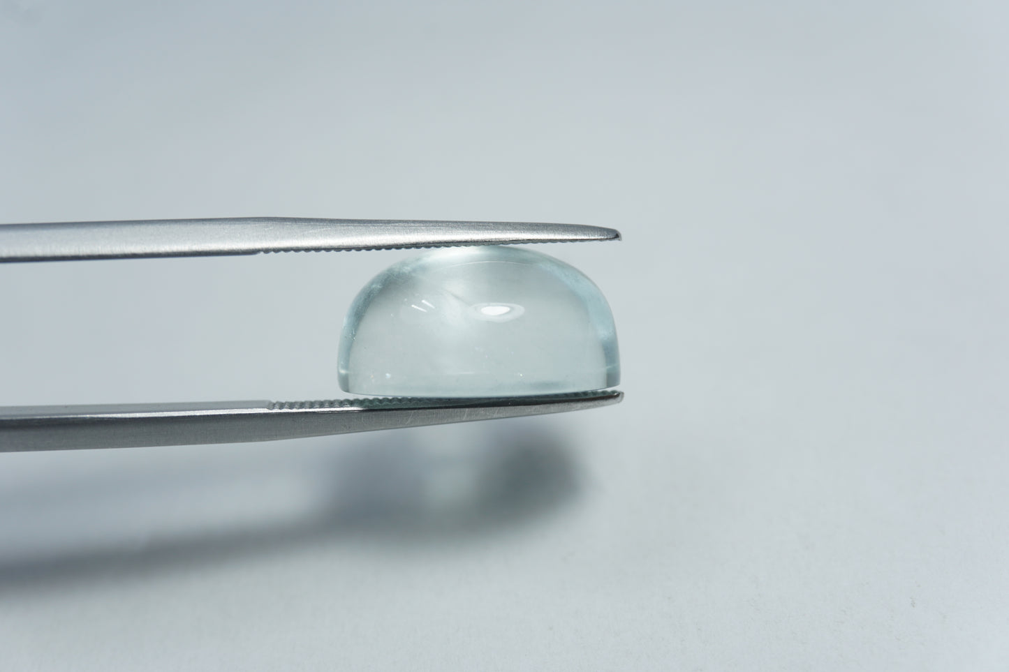 11ct Aquamarine cabochon 15x12mm