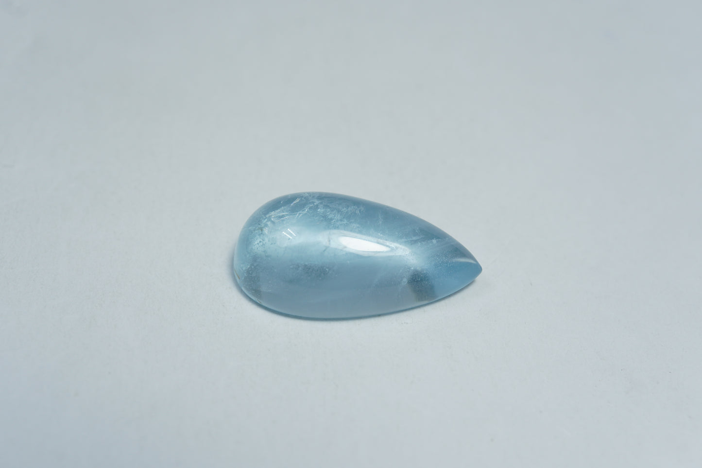 8.60ct Água-marinha cabochão 19x11mm