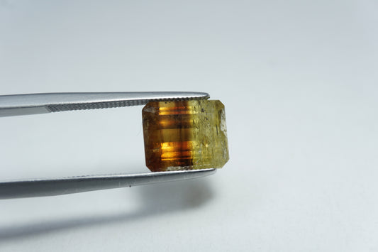 4.15ct Crisólita Bicolor 10x8mm